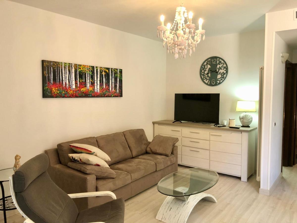 Paradise Apartment Малчезине Екстериор снимка