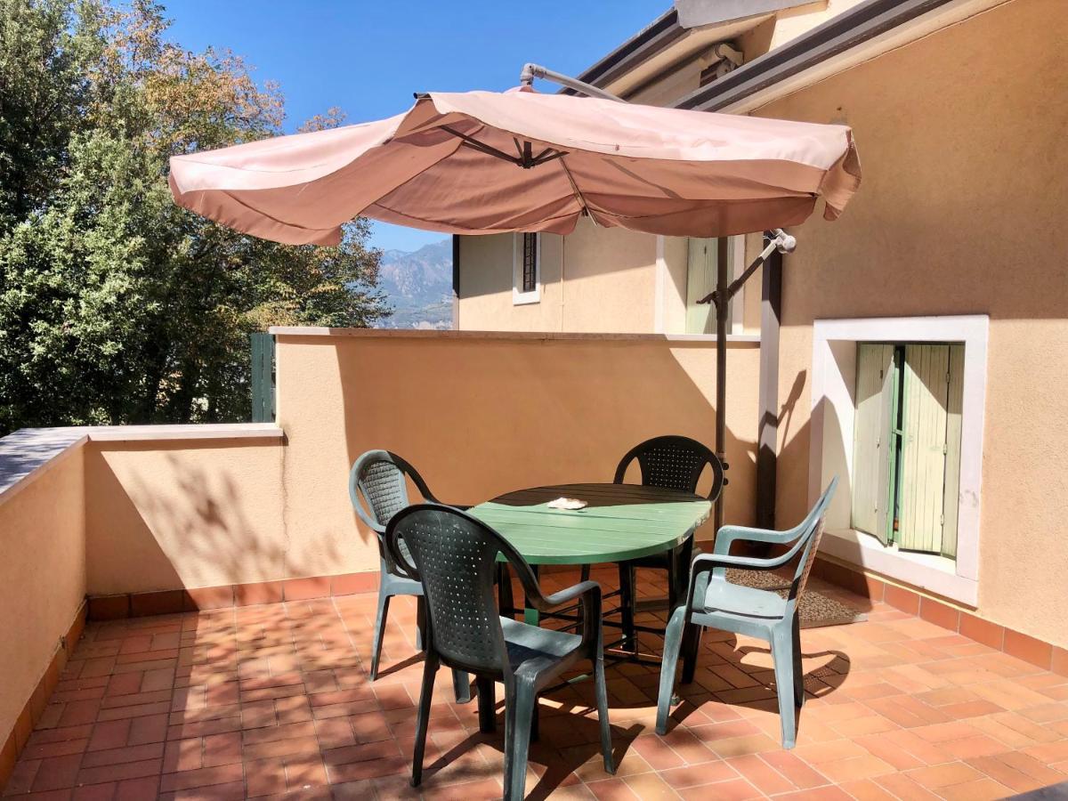 Paradise Apartment Малчезине Екстериор снимка